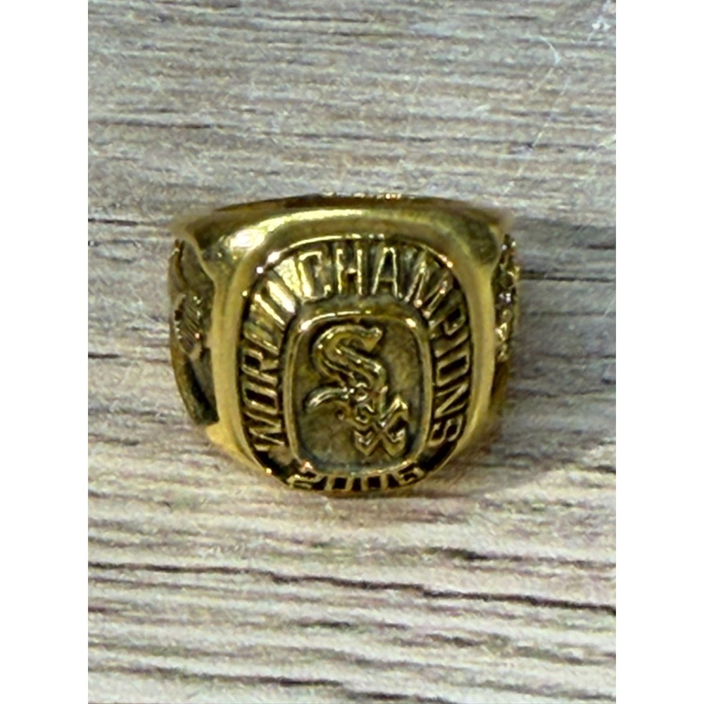 MLB Chicago White Sox World Series Gold Ring 2006